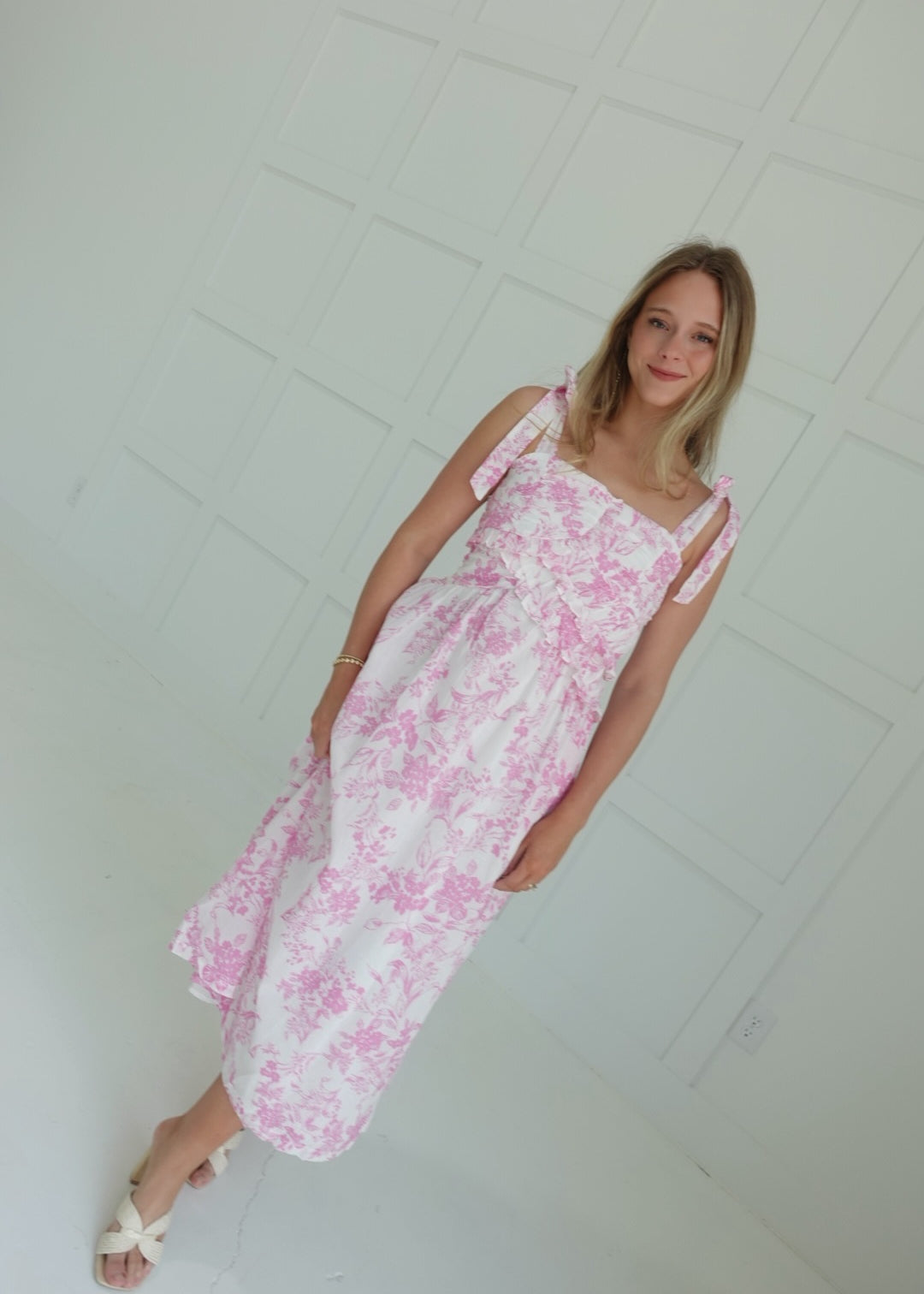Malicent Midi Dress - Pink