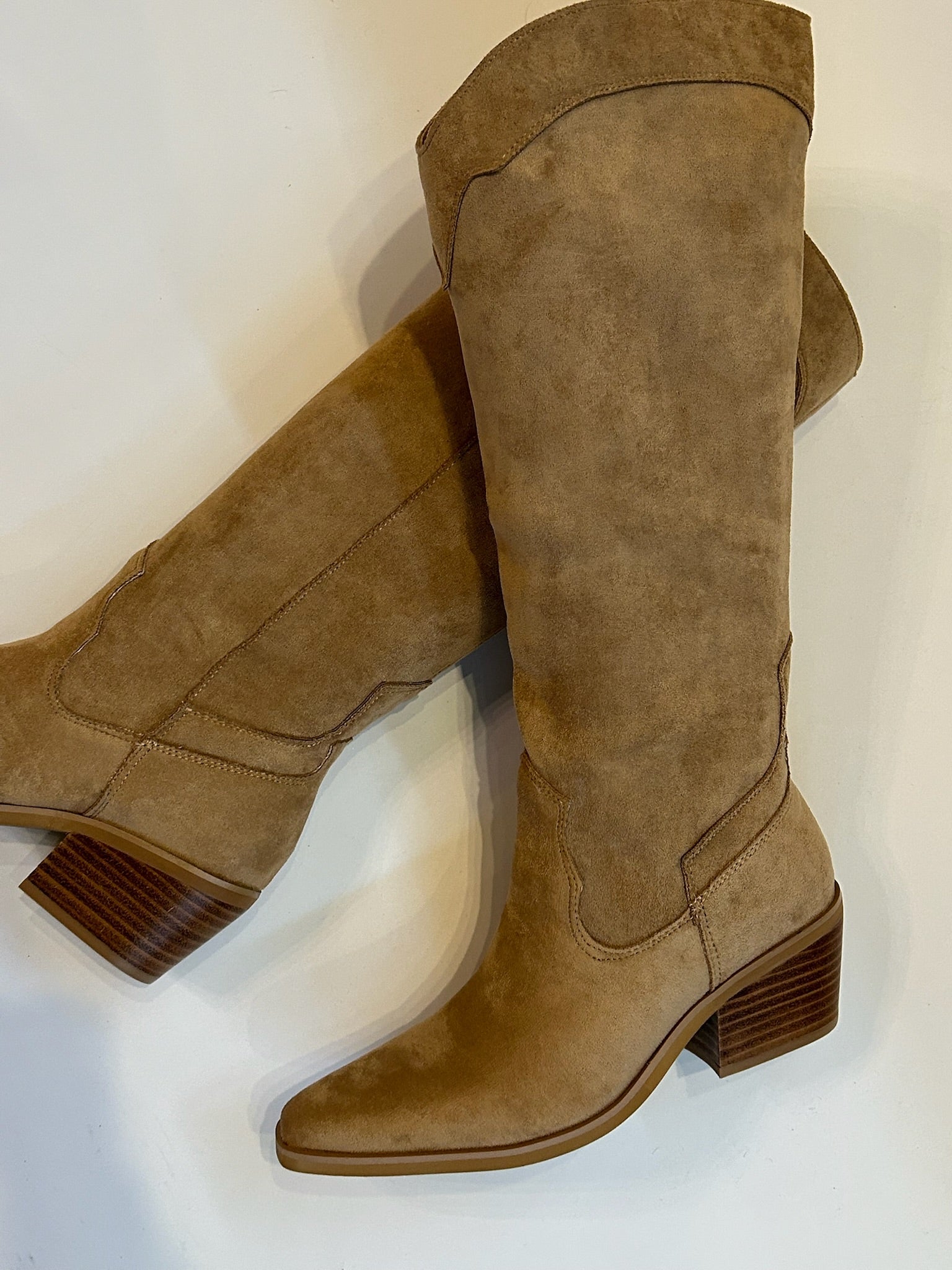 Huck Knee-High Boot - Apricot