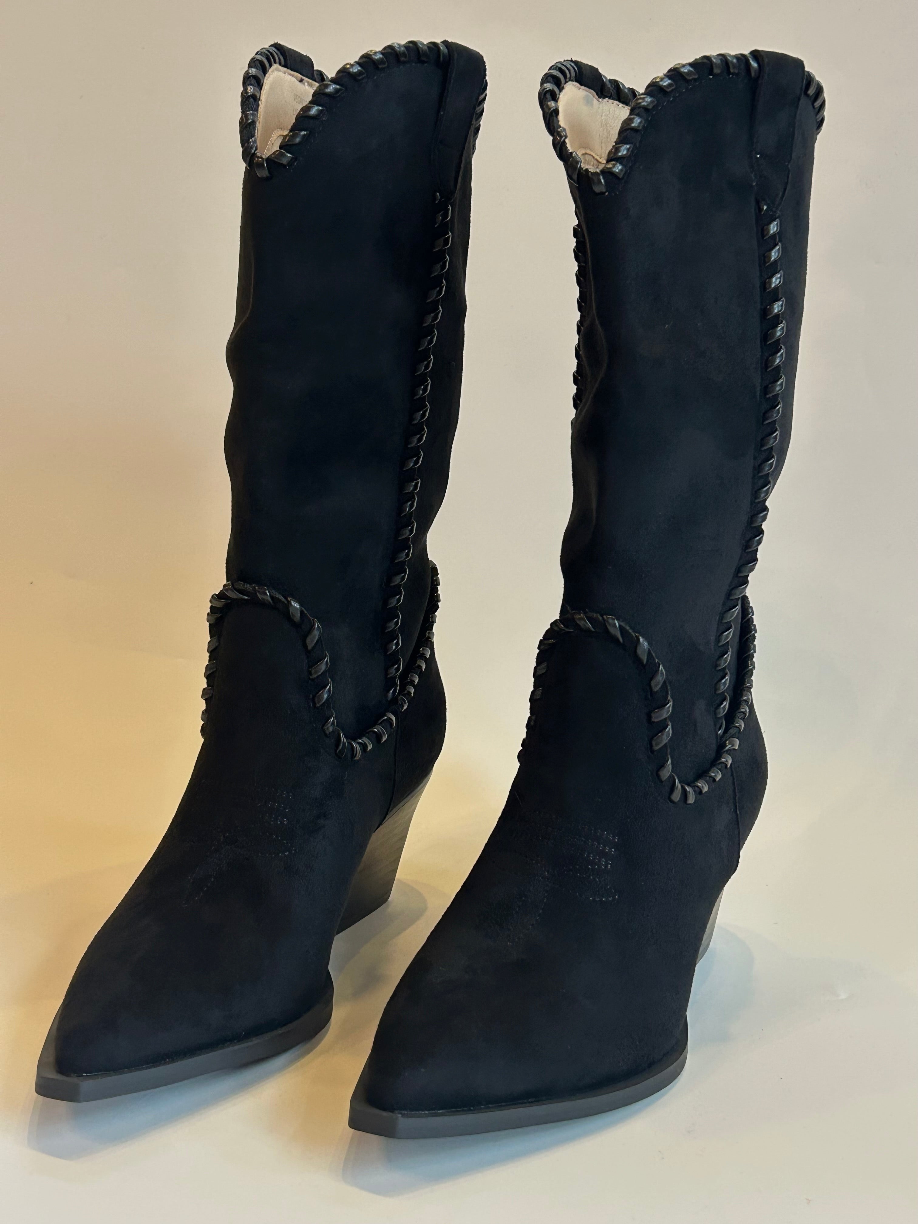 Stellar Whipstitch Boot - Black