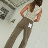 Bow Out Barrel Jeans