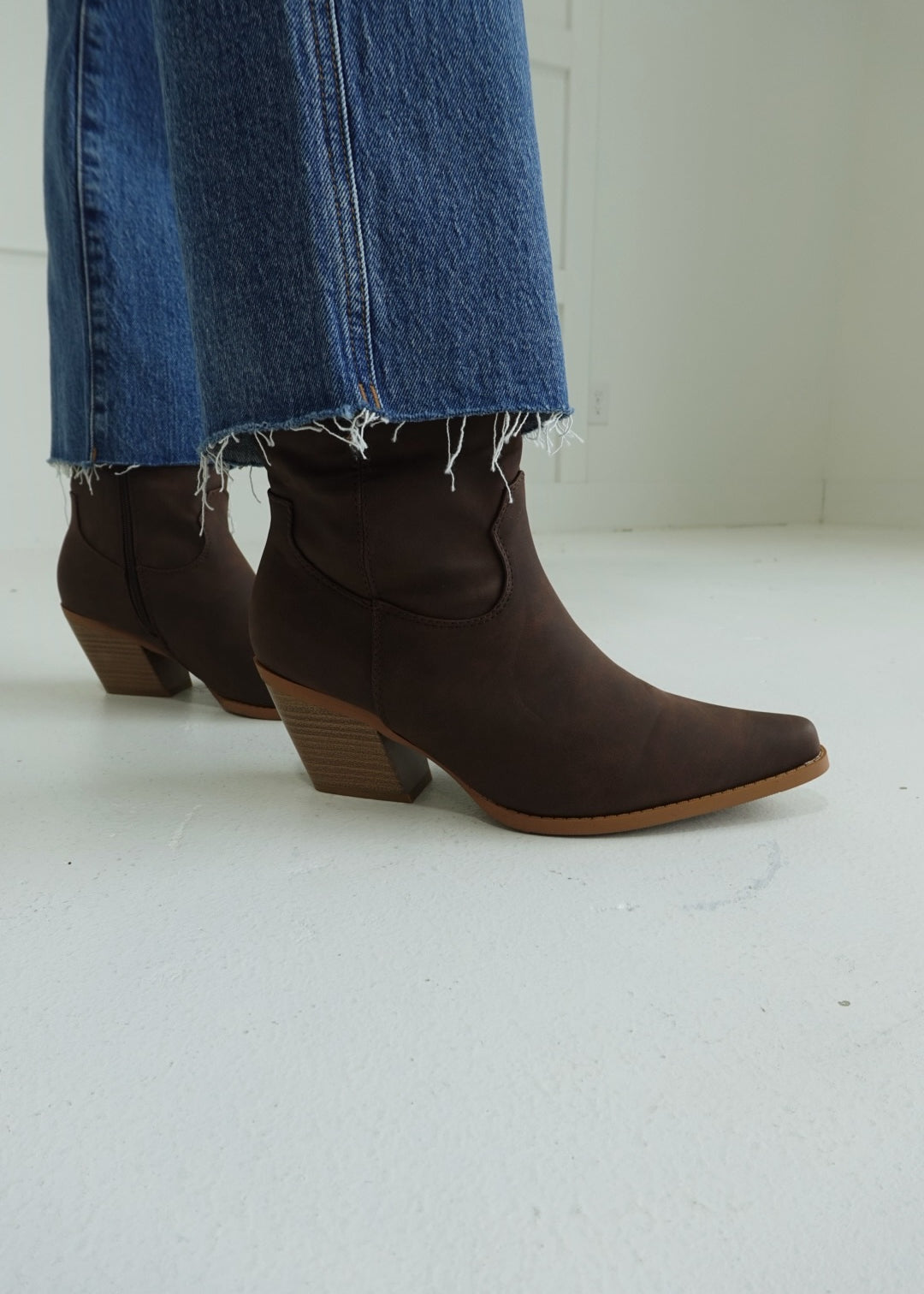 Bryster Ankle Boot - Brown