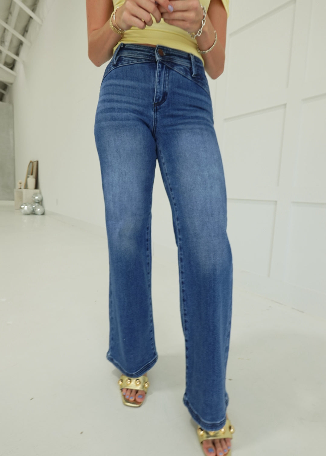 Donahue Wide Leg Jeans