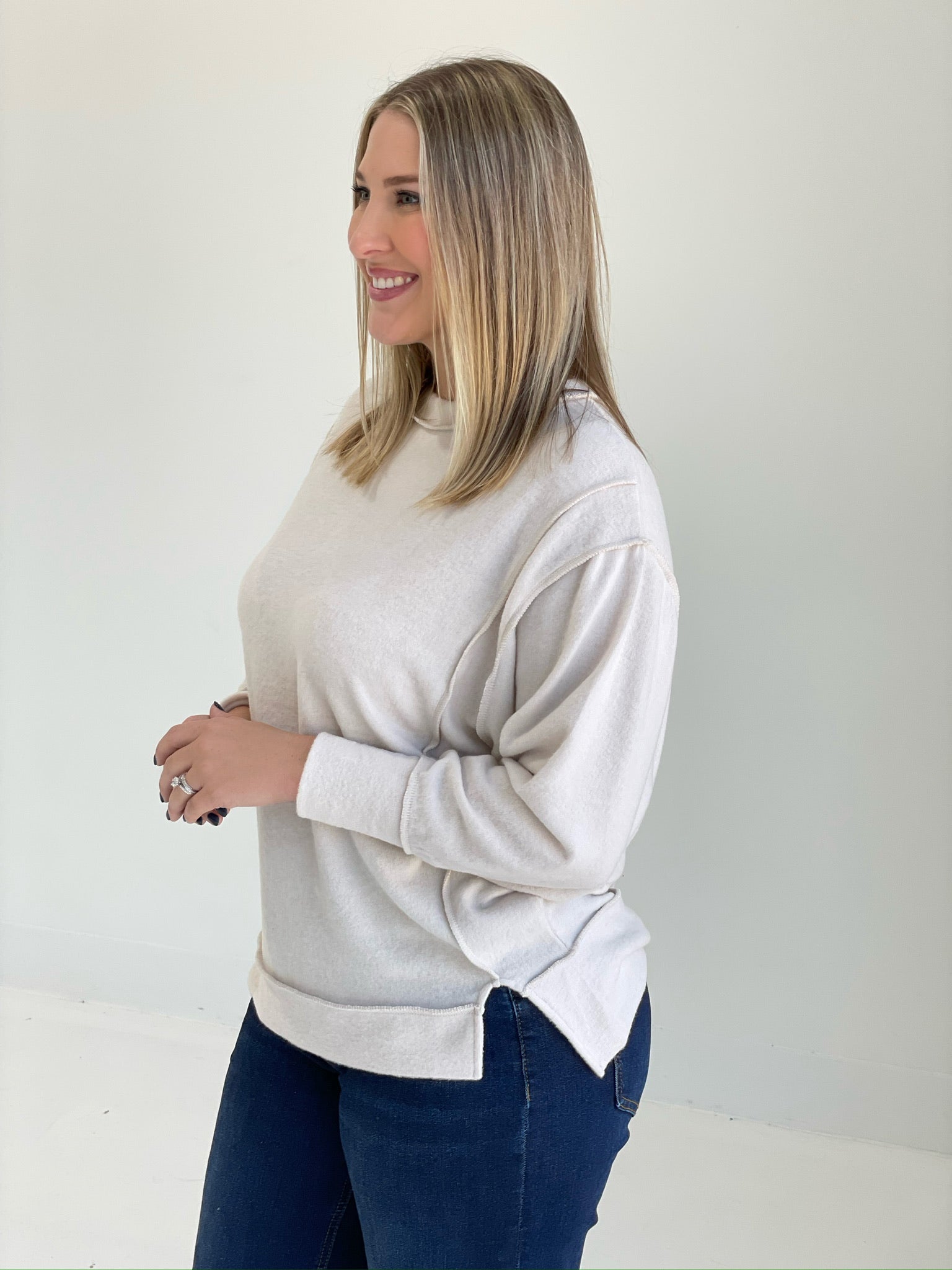 Camper Soft Sweater - Sand Beige