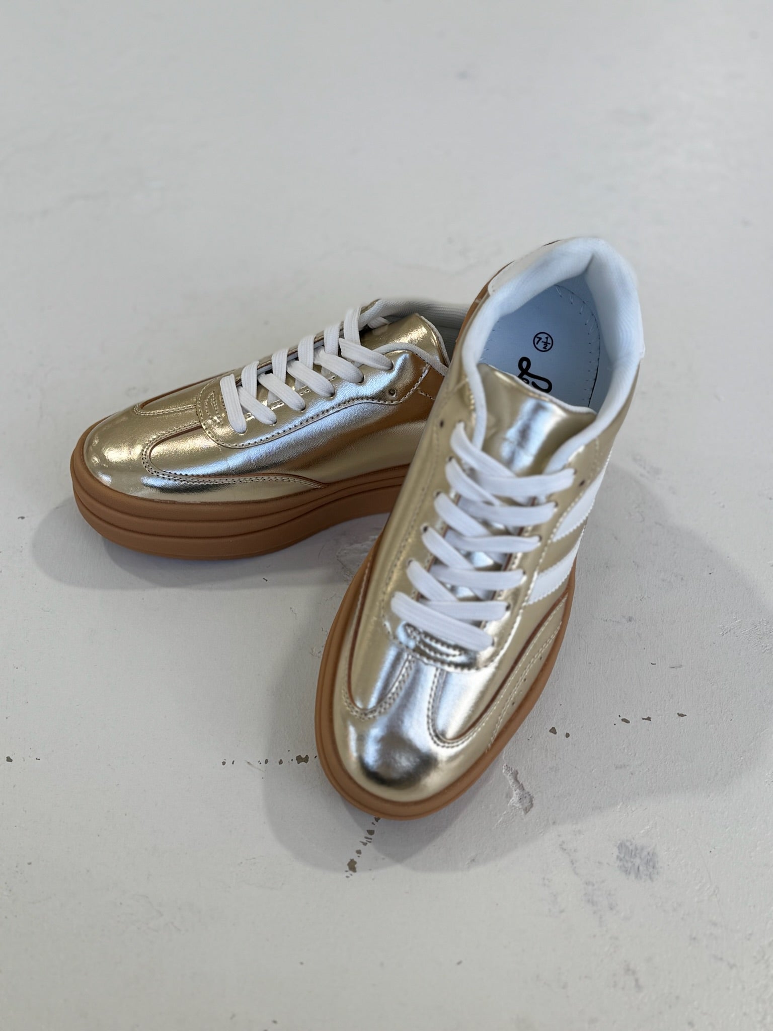 Evaporate Sneaker - Gold/White