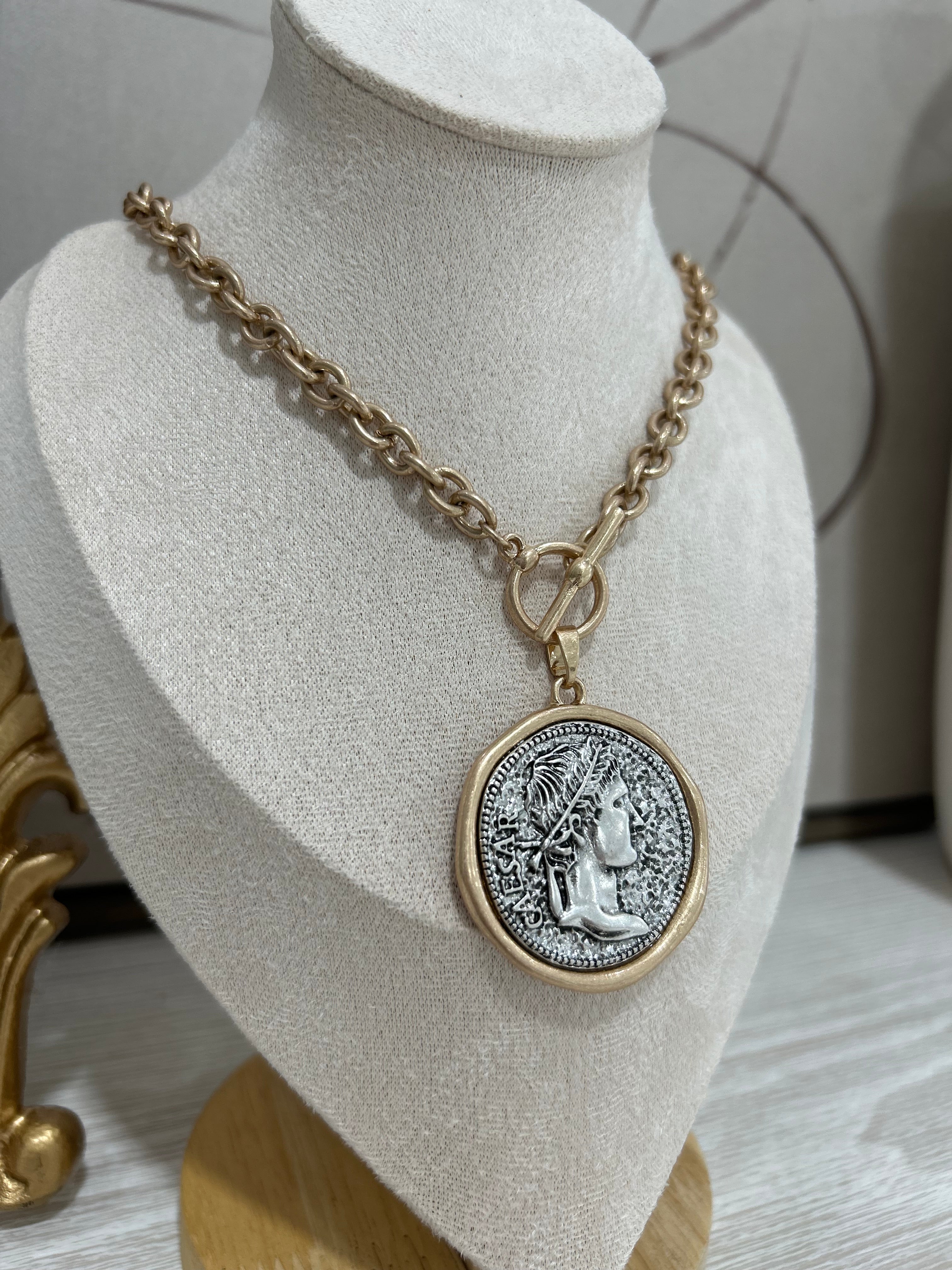 Coin Toggle Necklace - WG