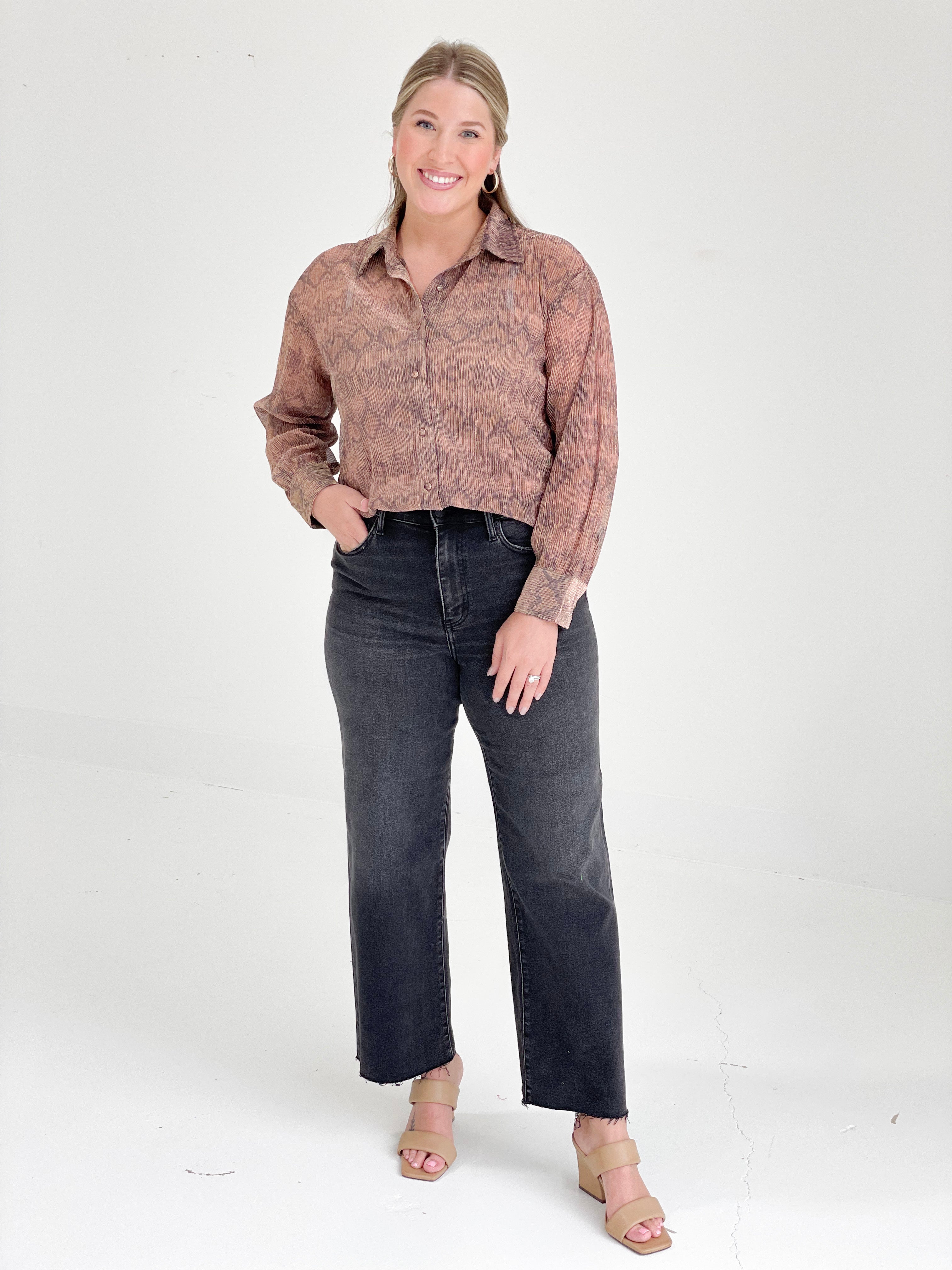 Hemming Snake Blouse