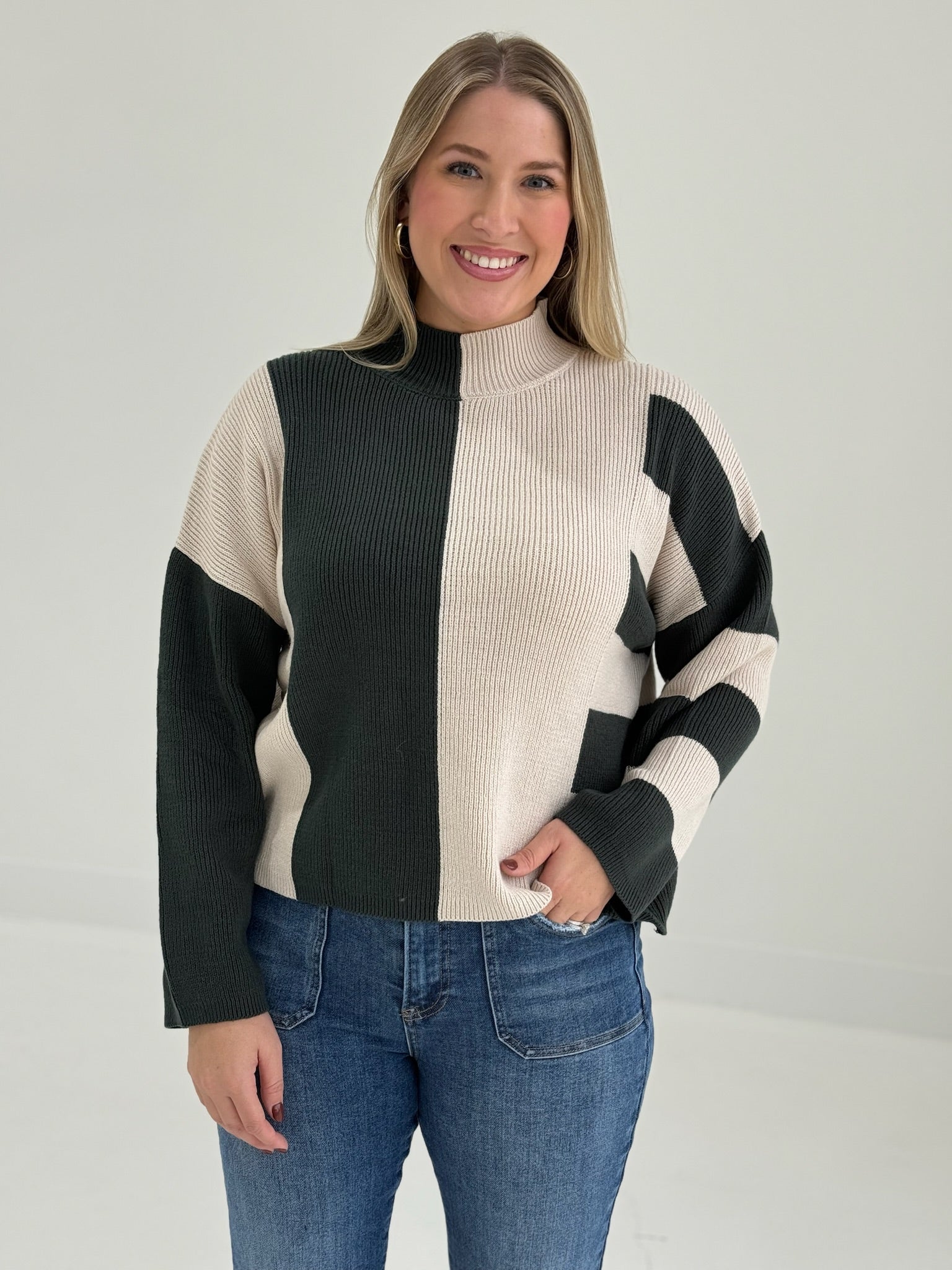 Maxton Colorblock Sweater - Hunter