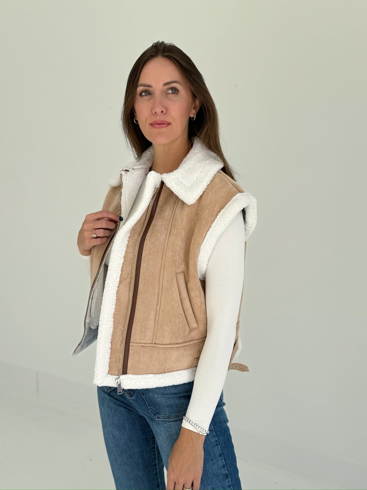 Sheara Vest