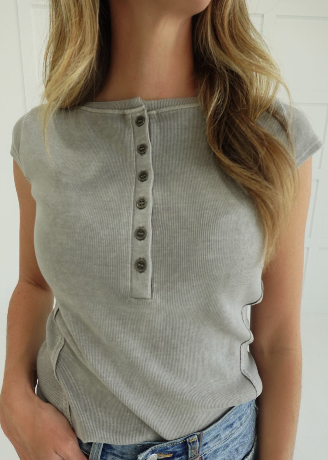 Holland Henley Top - Grey