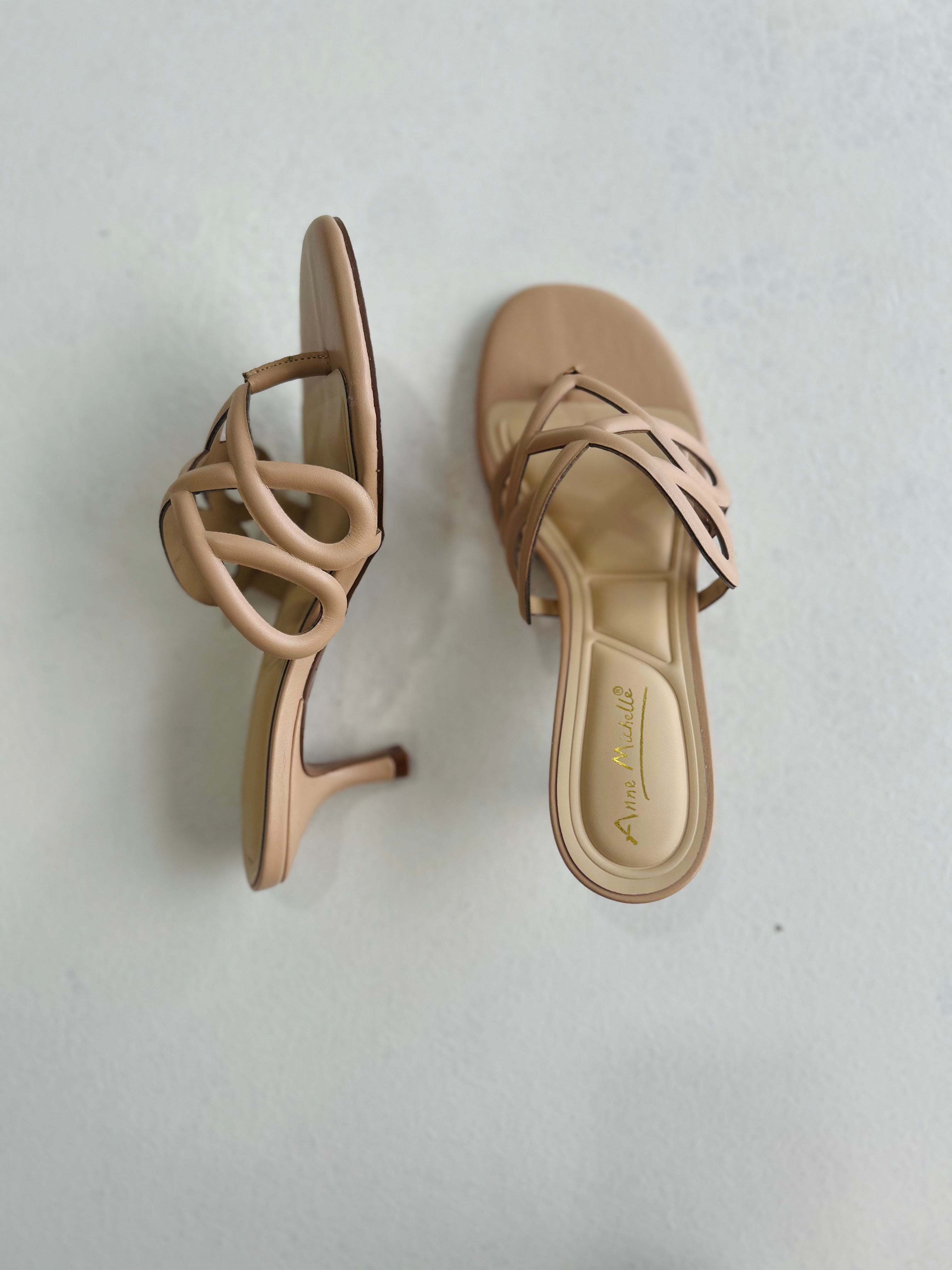 Tilda Kitten Heel