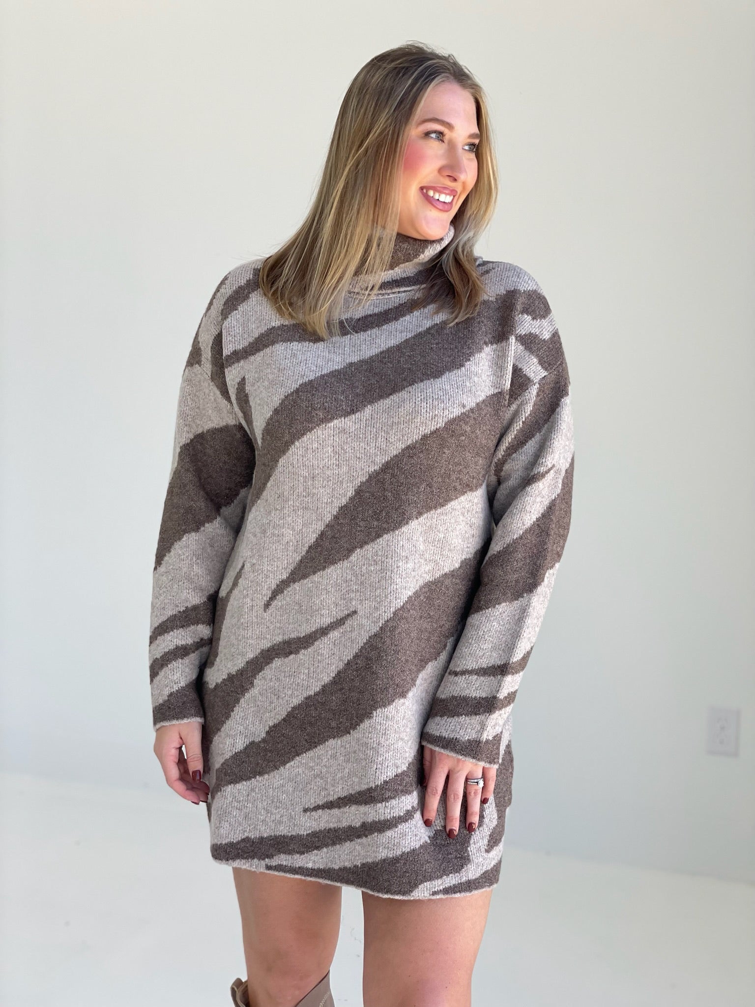 Zee Sweater Dress - Brown