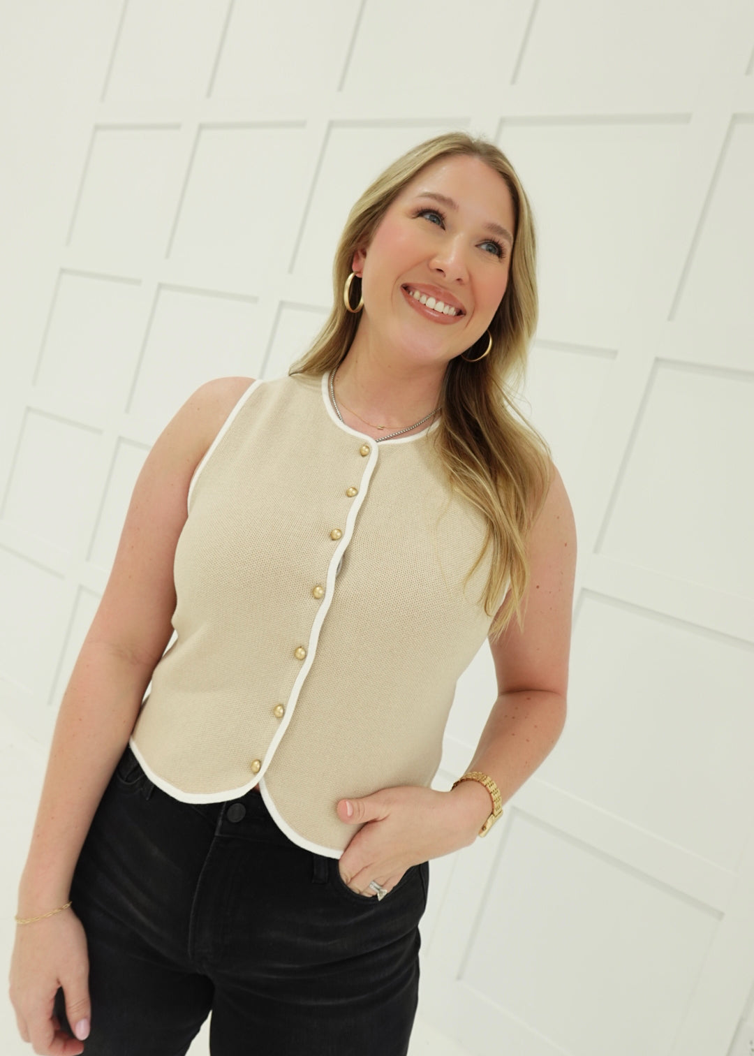 Alexia Knit Vest - Beige/White