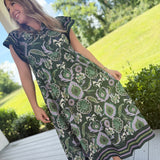 Barbs Flutter Sleeve Midi Dress