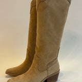 Huck Knee-High Boot - Apricot
