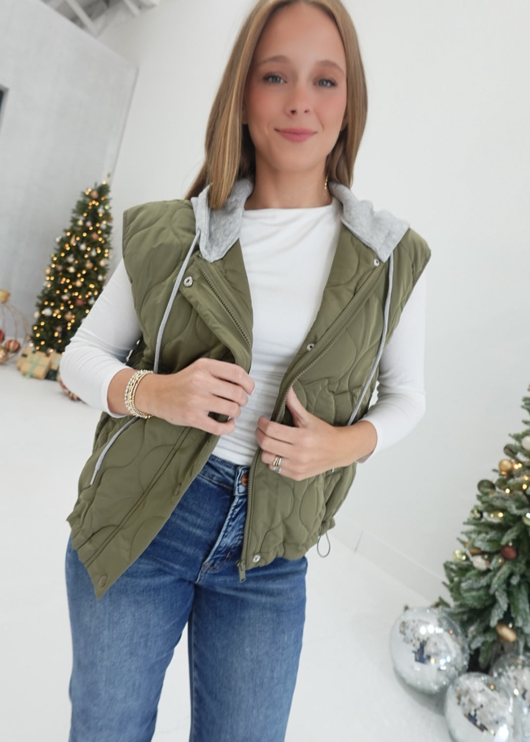 Mckinley Hooded Vest - Olive