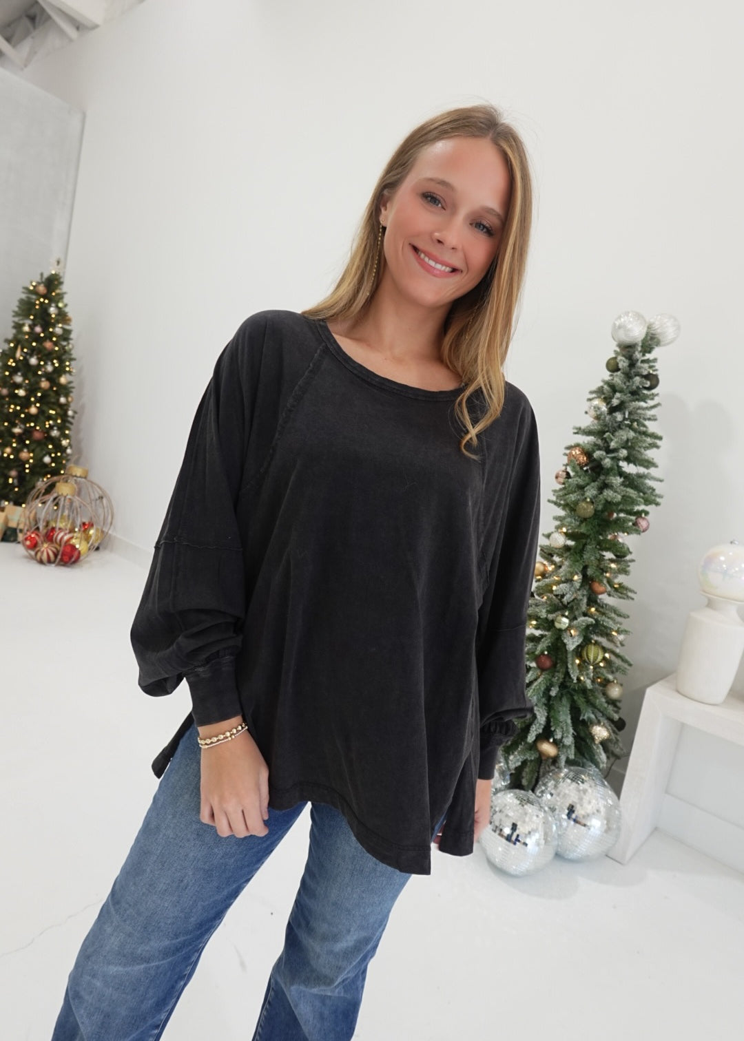 Embracing The Casual Top - Black