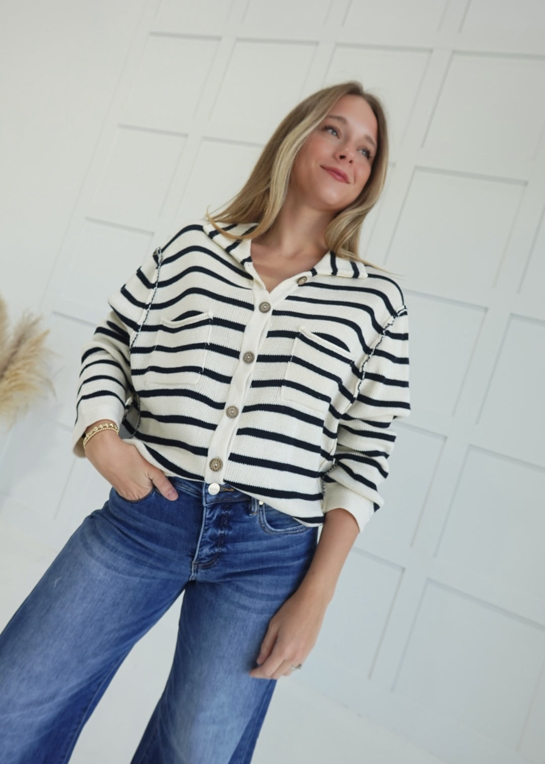 The Agenda Cardi Top