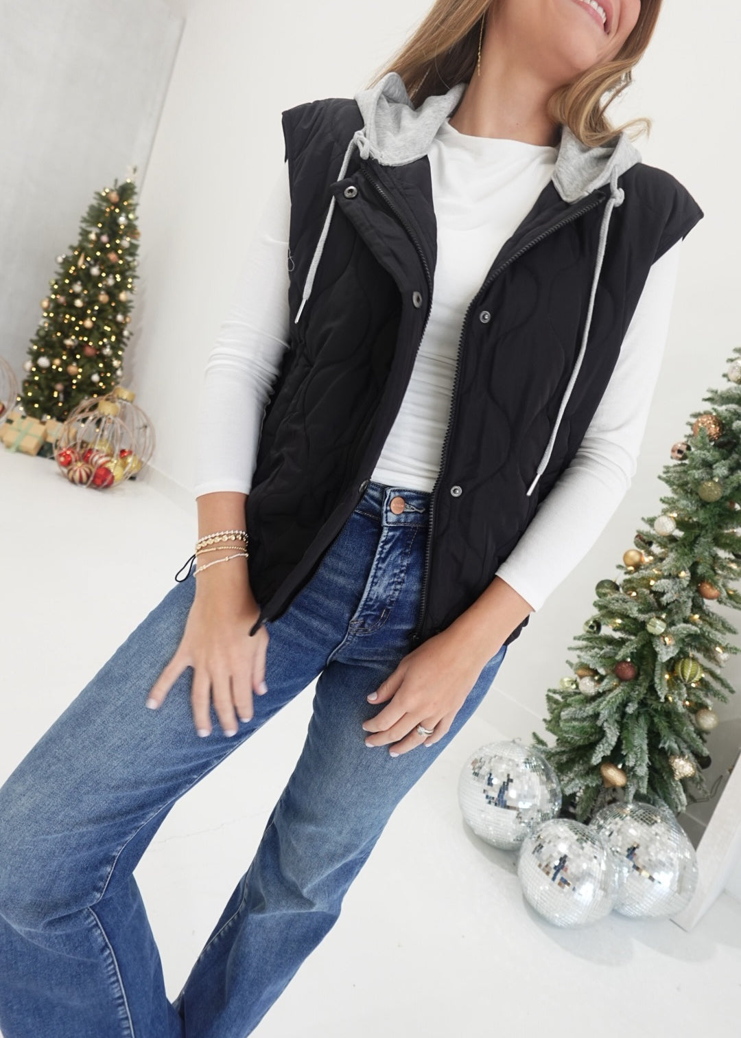 Mckinley Hooded Vest - Black