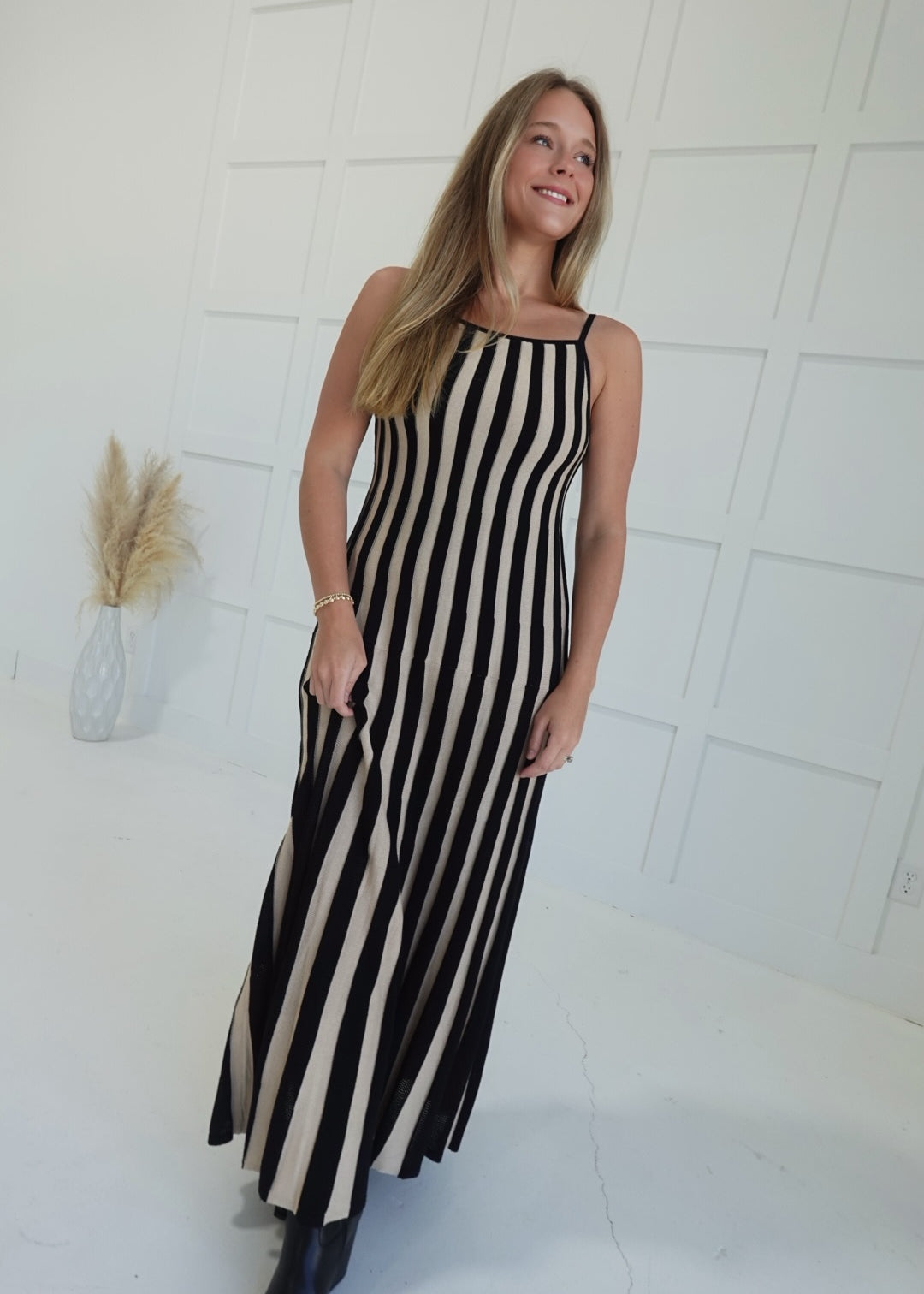 Borderline Newbie Midi Dress