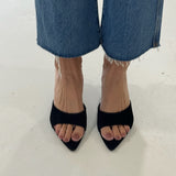 Krishna Kitten Heel