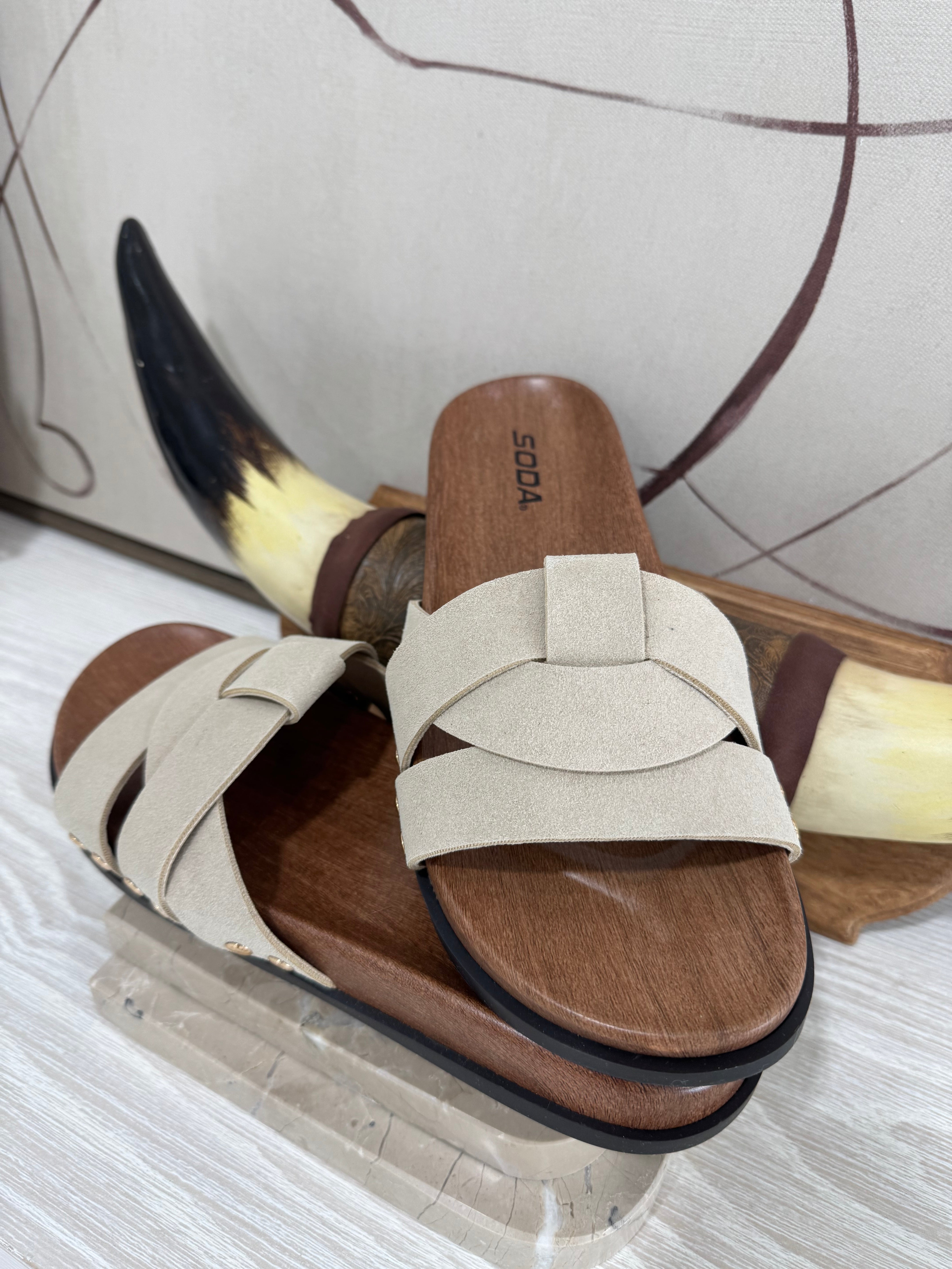 Scoot Suede Sandal - Wheat