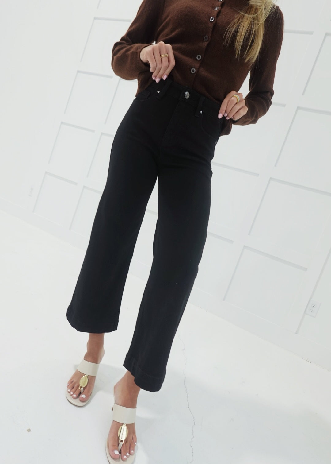 Ari Wide Leg Jeans