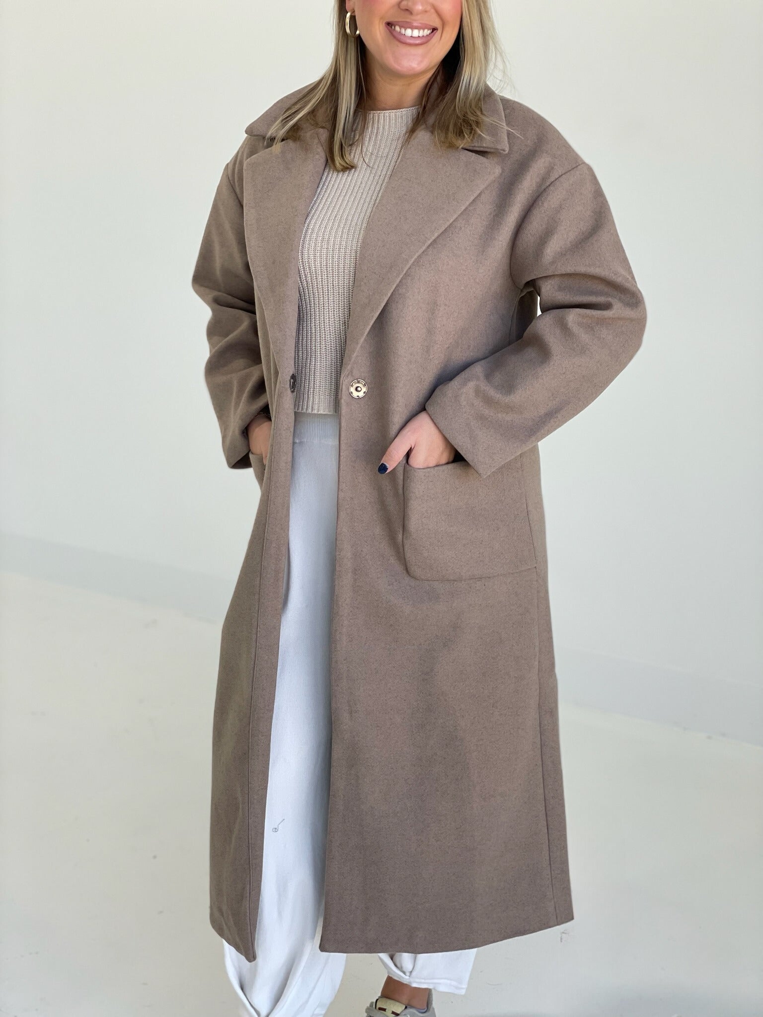 The Plaza Coat - Mocha