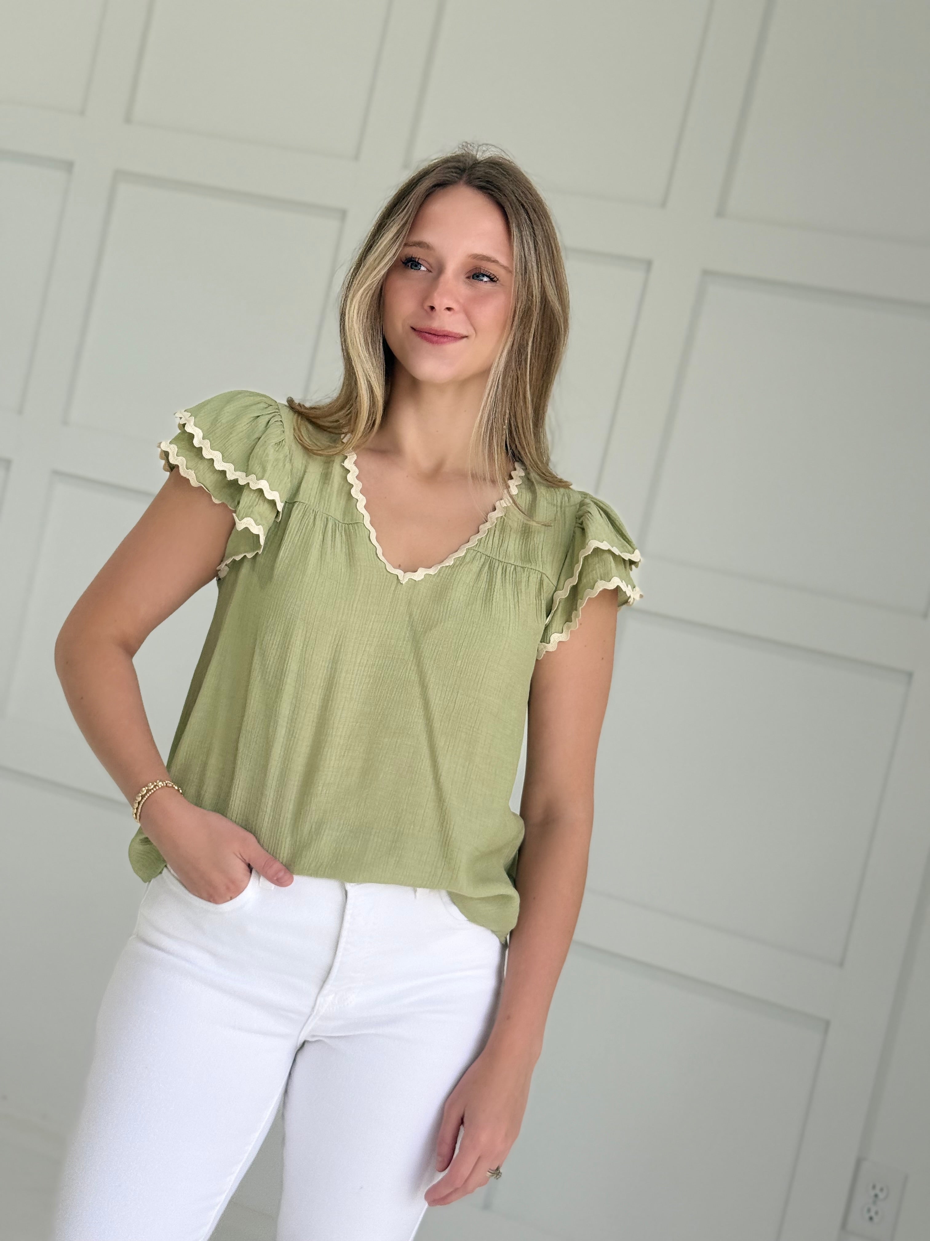 Sela Wavy Blouse