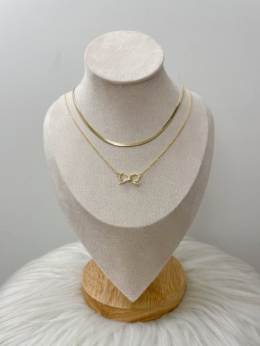 Layered Bow Pendant Necklace
