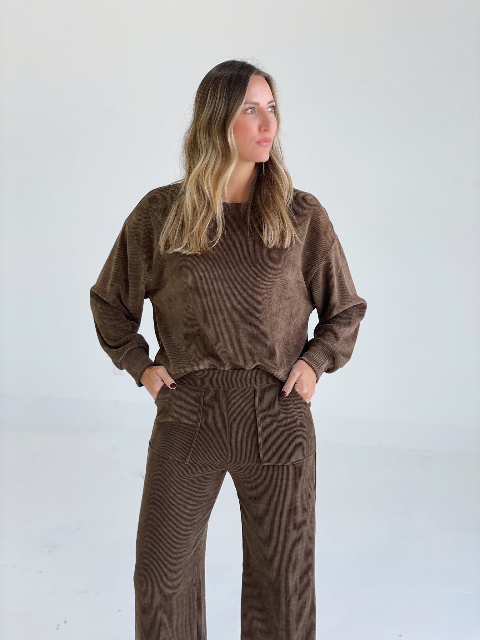 Mountain Side Set - Brown