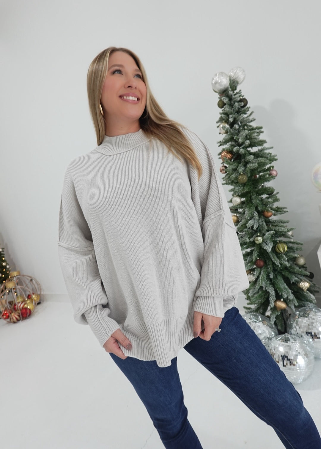 Side Quest Sweater - Bone