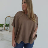 Upperclass Blouse - Mocha
