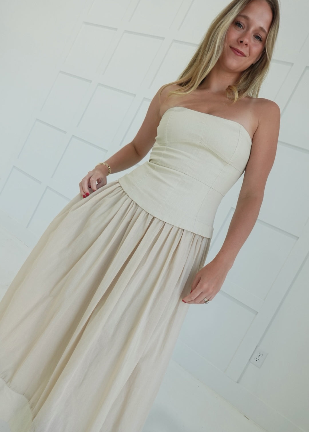 Gravitas Linen Midi Dress