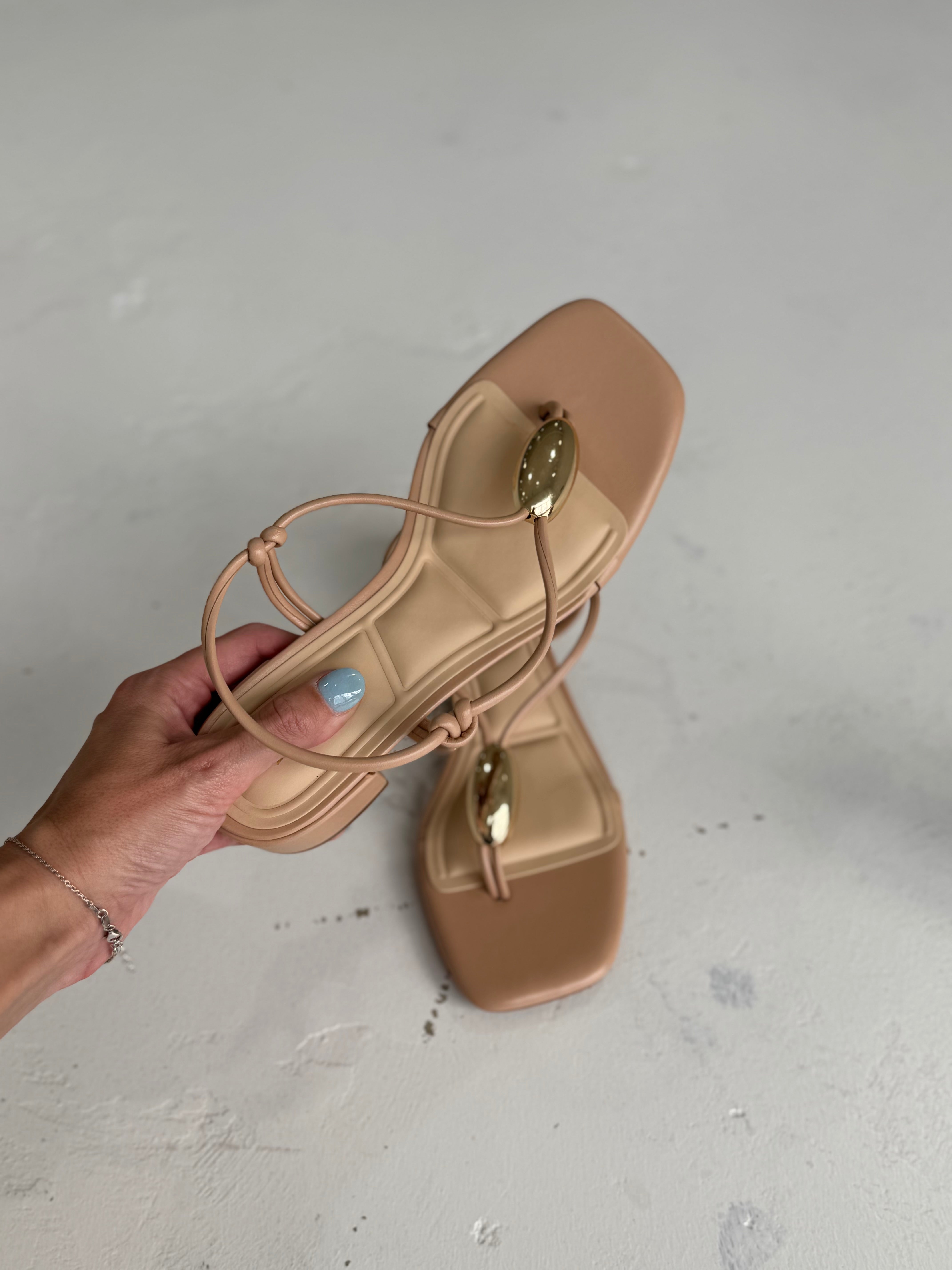 Lorna Sandal