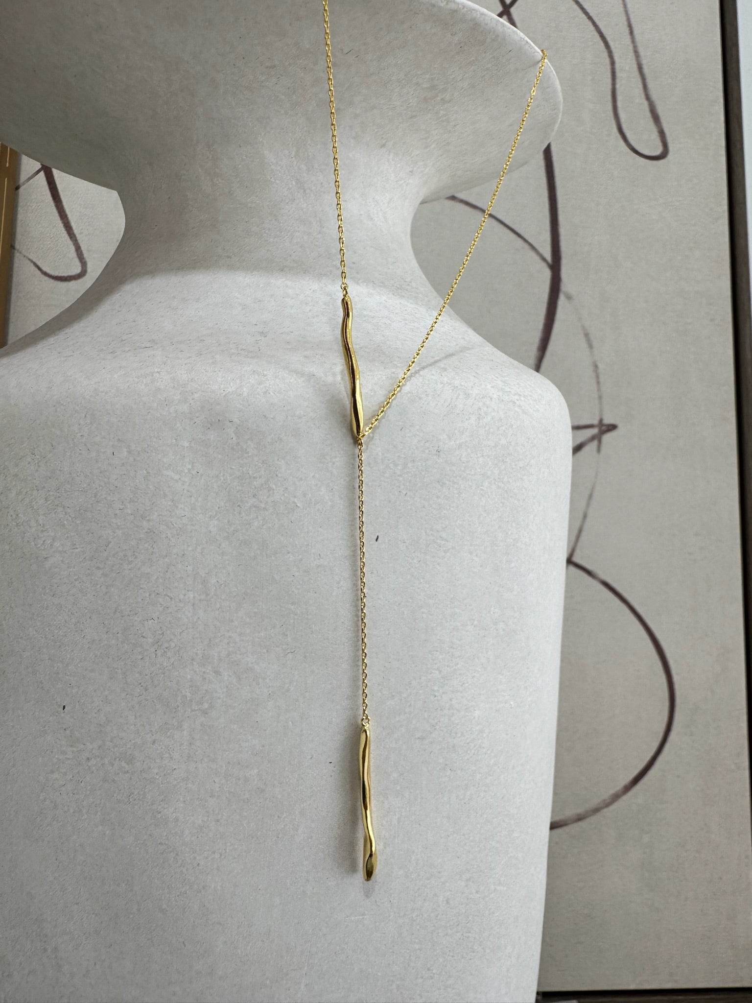 Wavy Bar Y Necklace