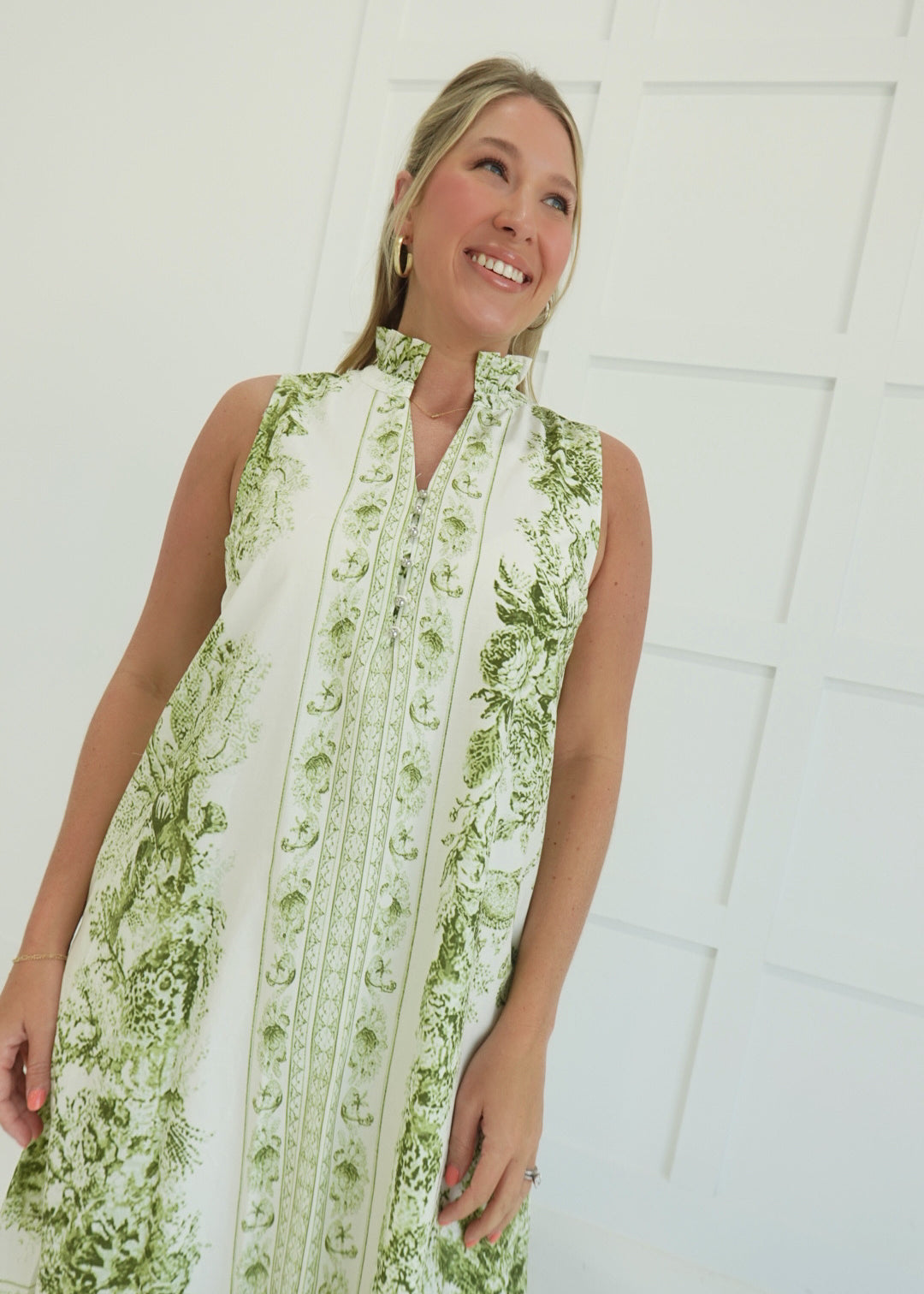 Carry Me Away Dress - Green