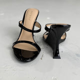 The Strut Heel