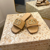 V Slide Sandal - Nat Raffia