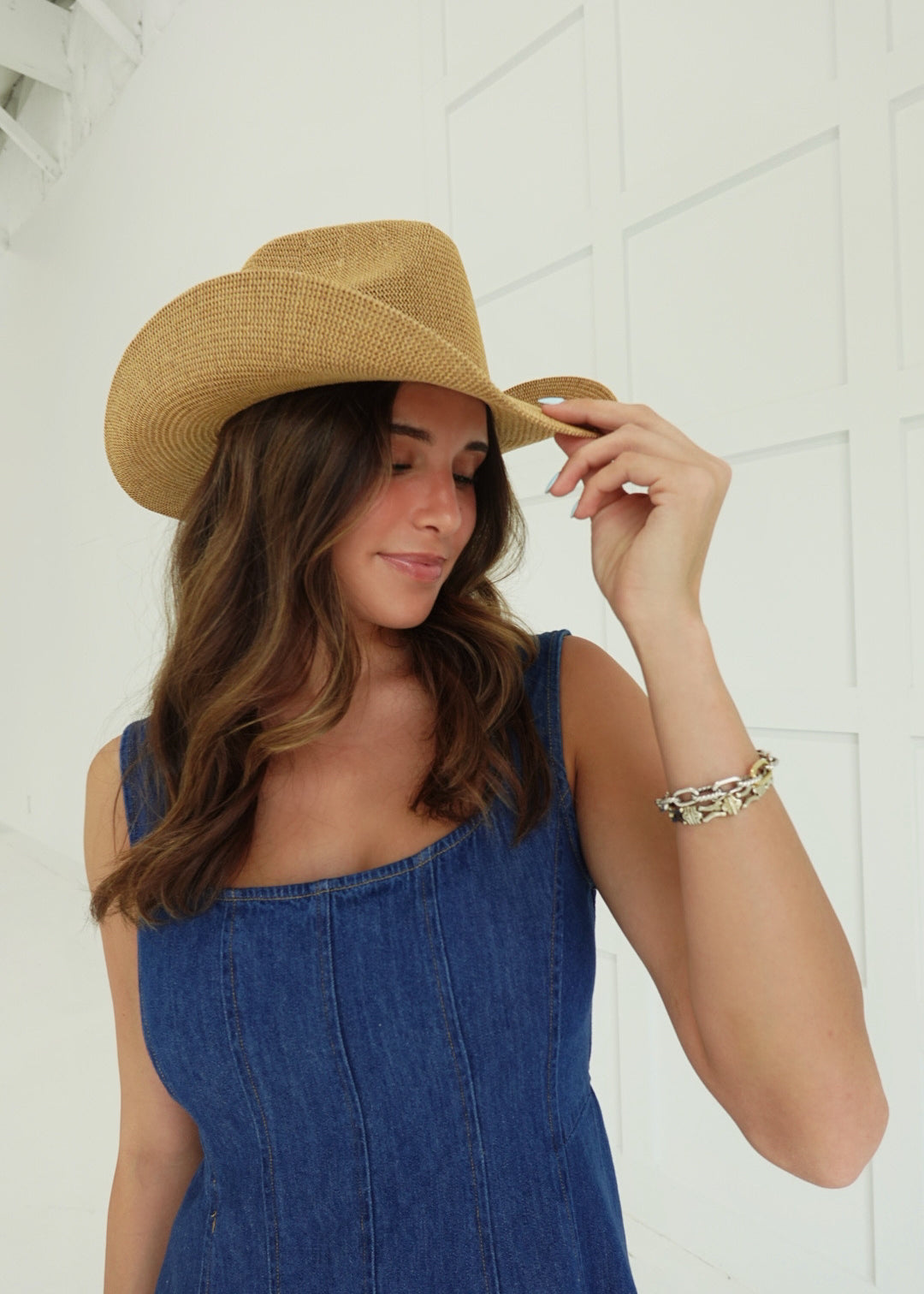 Knitted Cowgirl Hat - Dark Nat