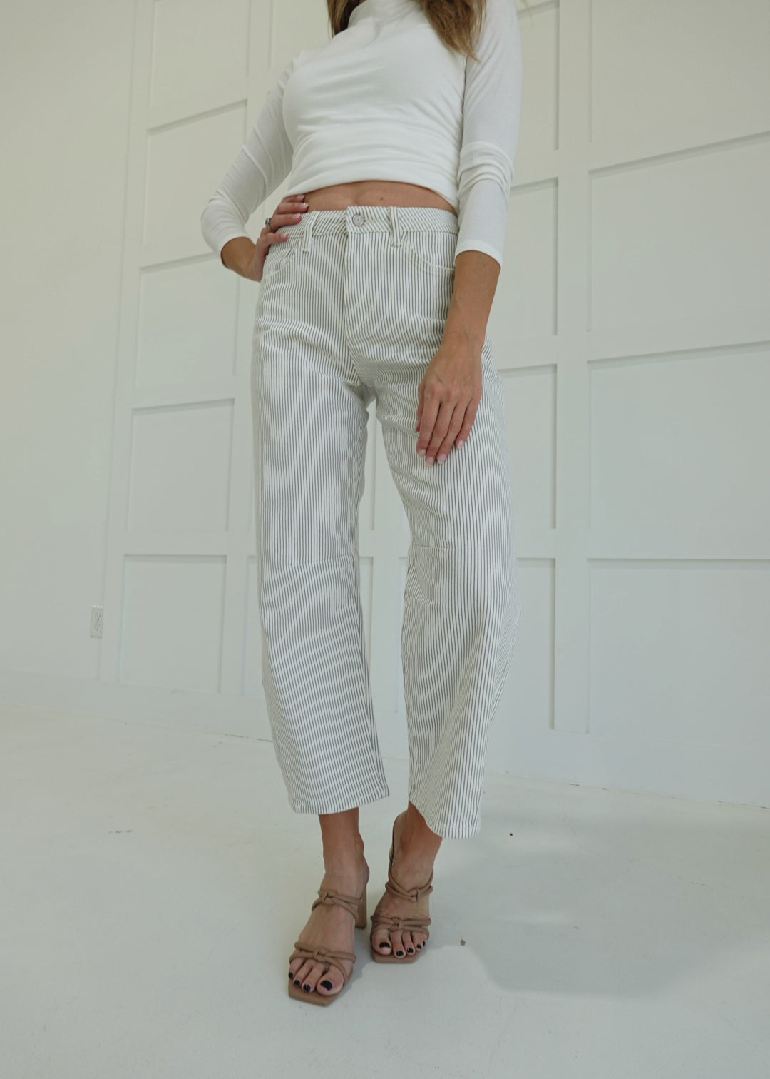 Penny Darted Barrel Jeans