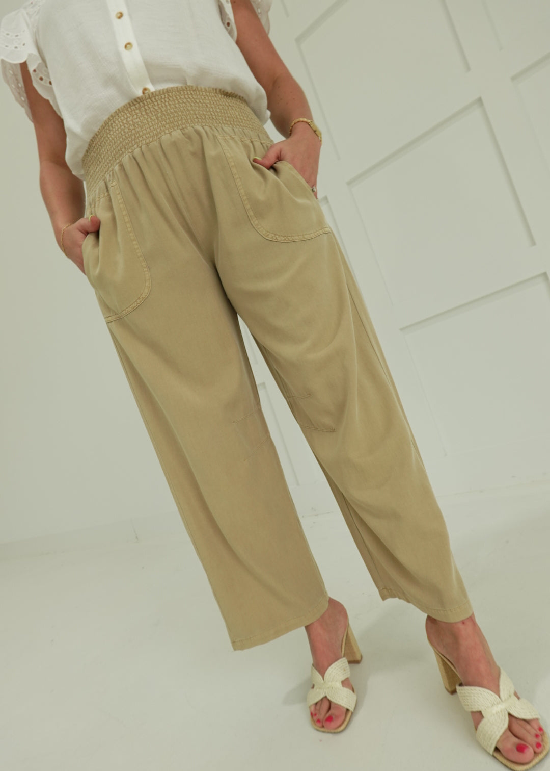 Marna Smocked Pants - Khaki
