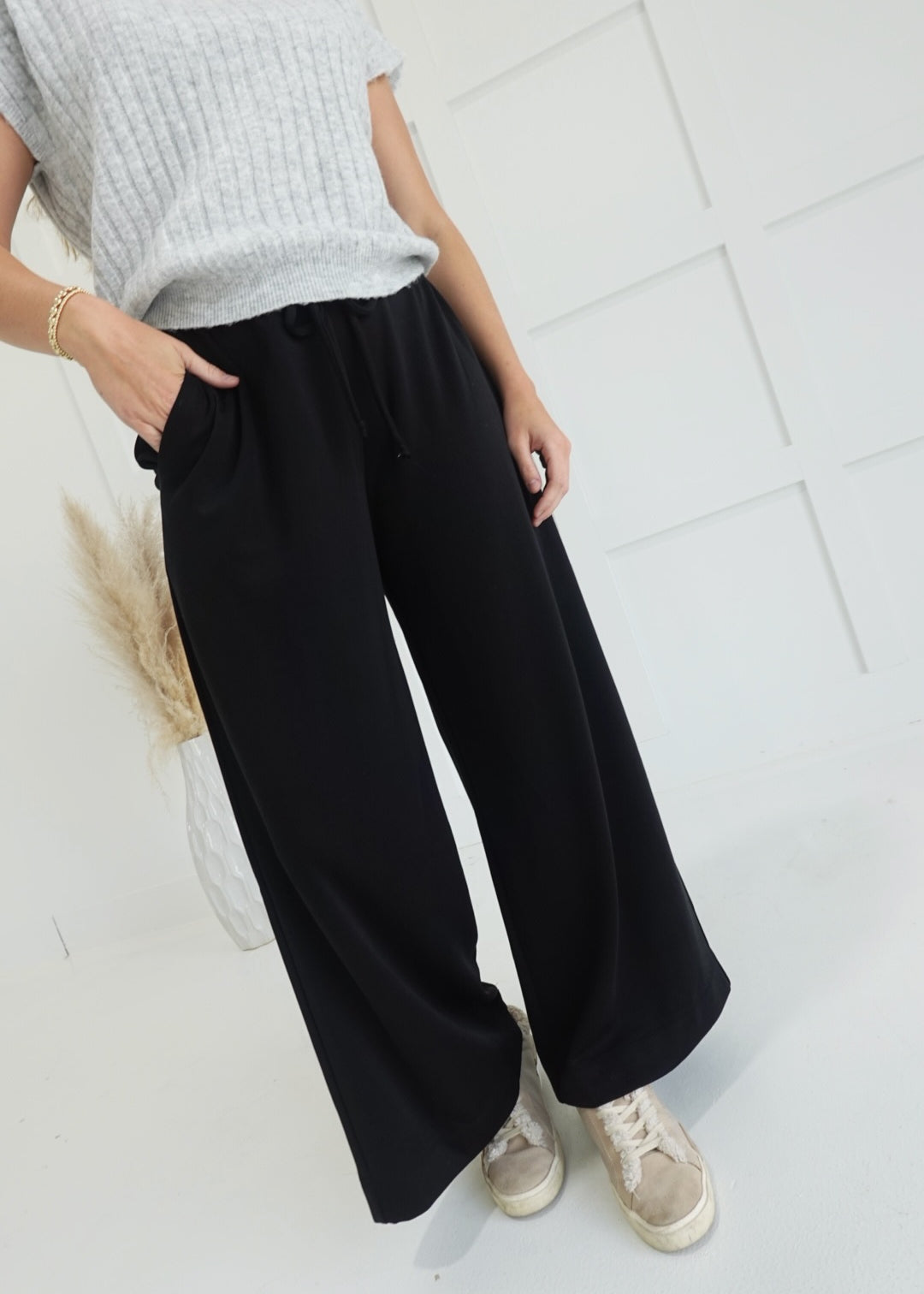 Zina Wide Leg Pants - Black
