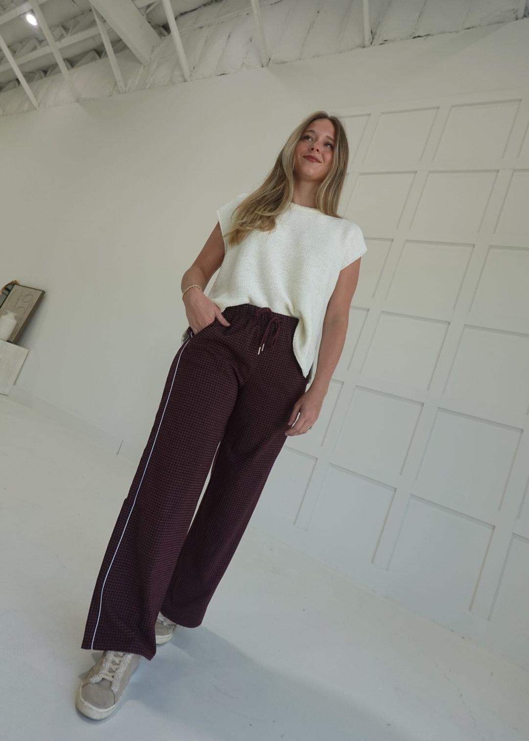 Checkpoint Pants - Burgundy