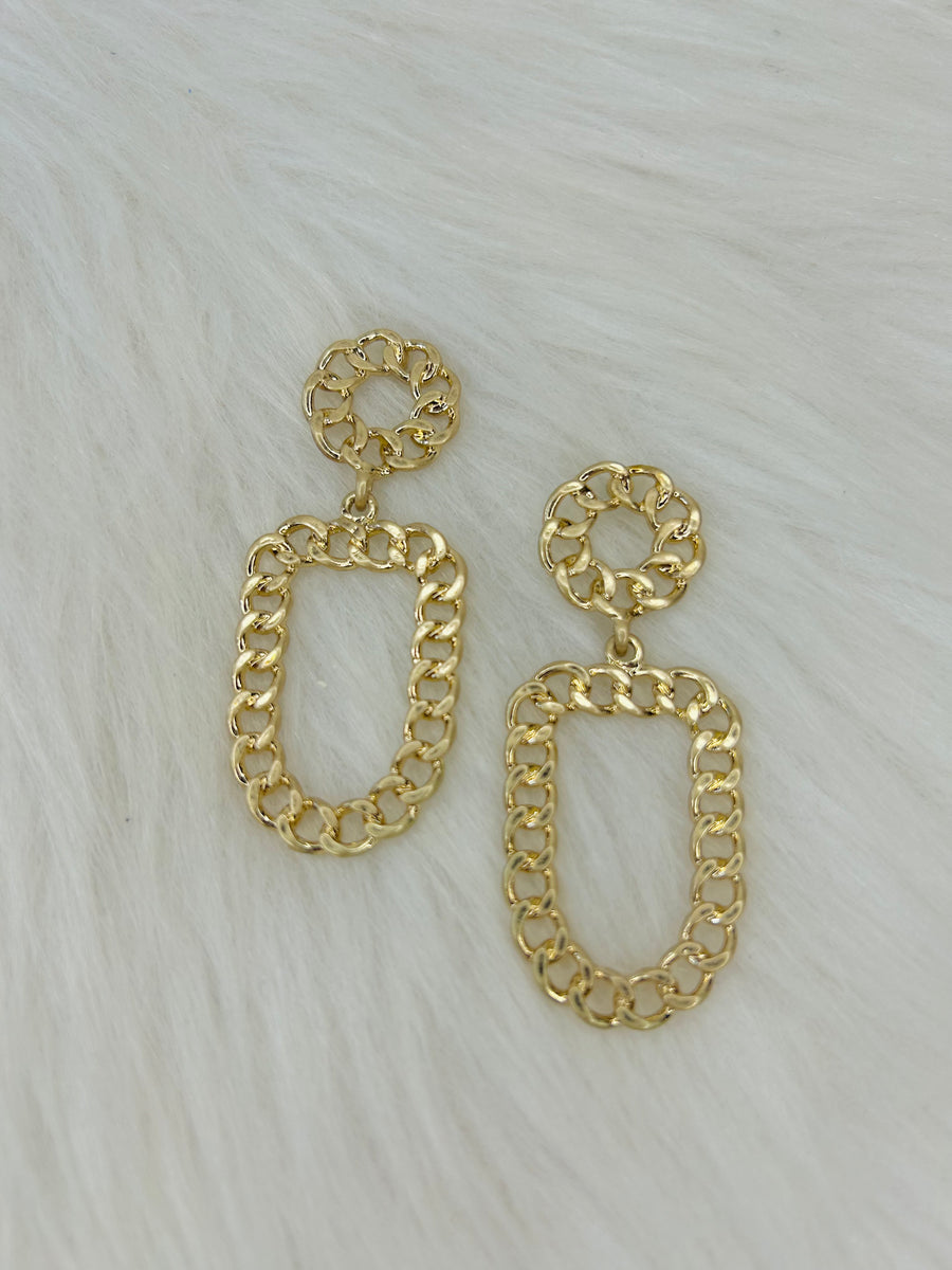 Curb Chain Oval Hoops