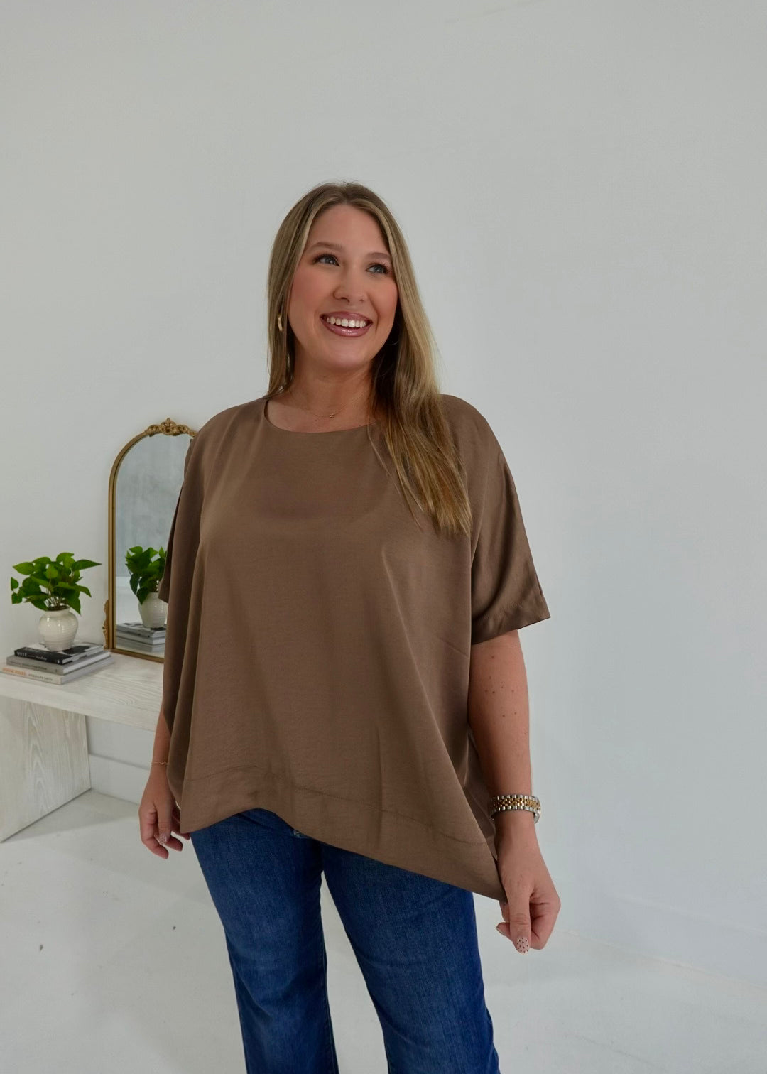 Upperclass Blouse - Mocha