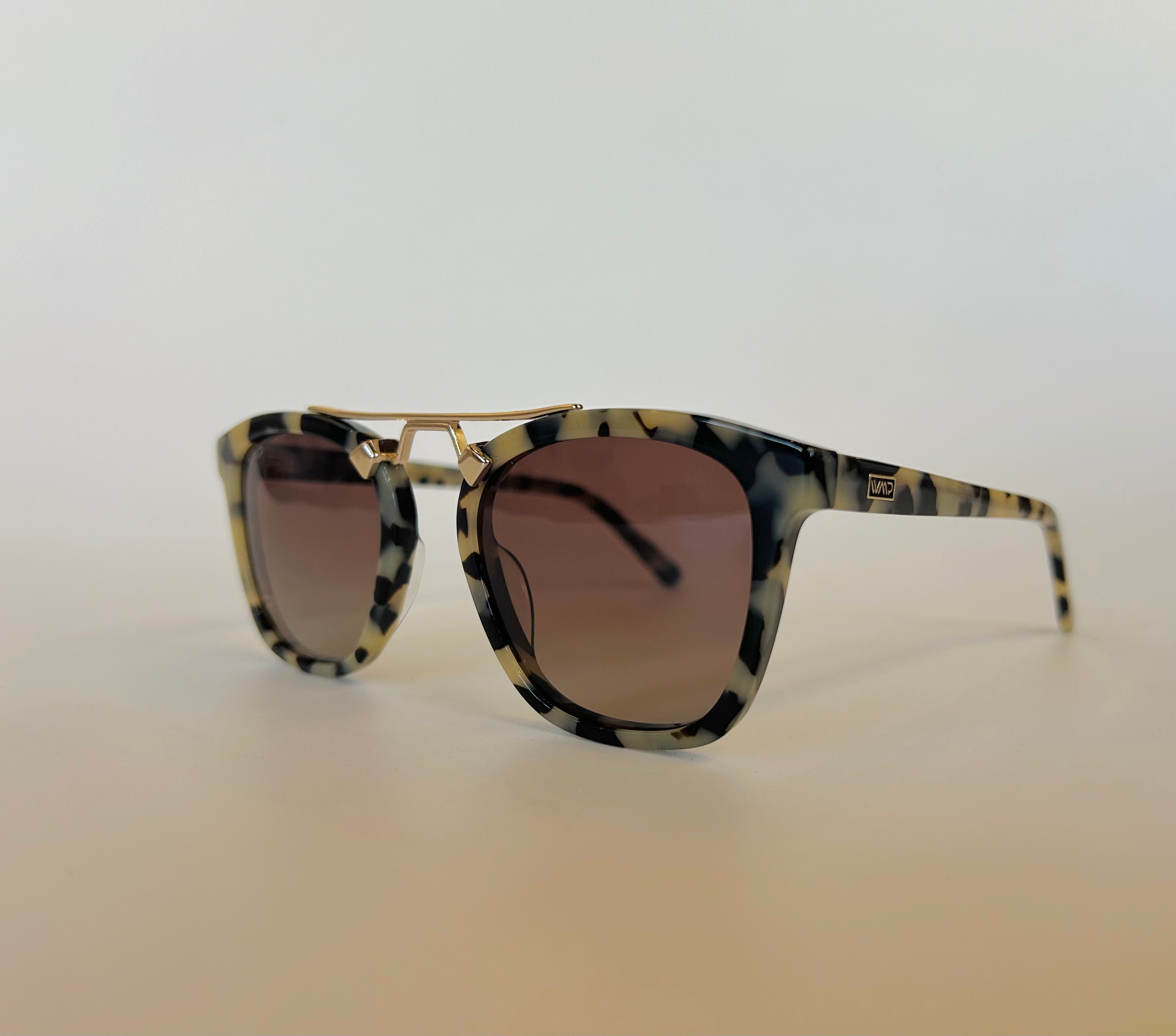 Demi Sunglasses - Beige Tortoise / Brown Gradient Lense WMP